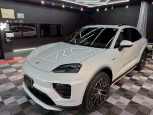 Porsche Macan 4S Electric フル電動マカンへレザーシートコーティング施行