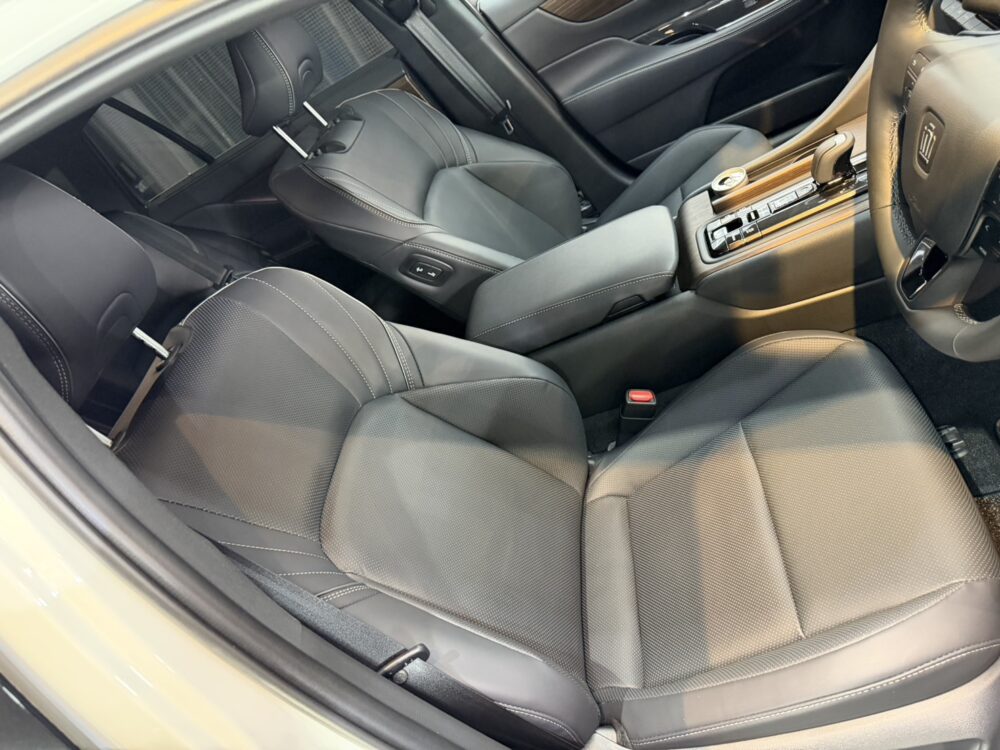 クラウン セダン 本革シートコーティング施工後