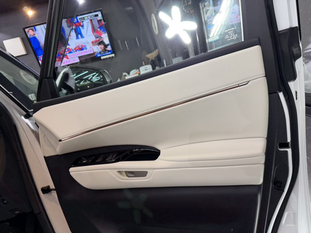 LM ドアトリム レザーコーティング施工