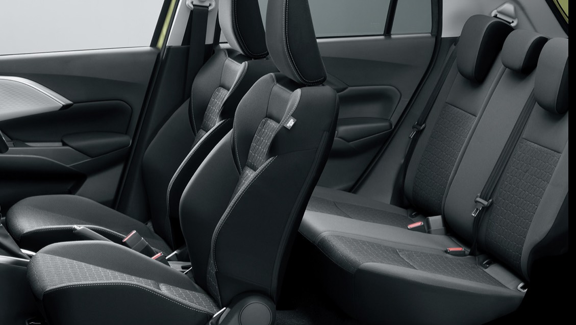 新型スイフト 前後シート ファブリック コーティング施工後