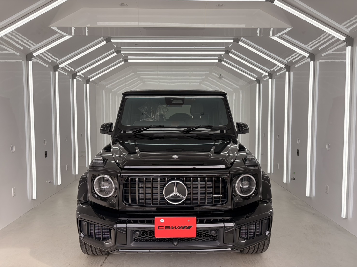 Mercedes-AMG G63 フロントビュー｜カービューティー・ワカヤマ施工ブースにて